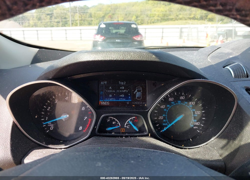 2015 FORD ESCAPE VIN: 1FMCU9JX3FUB26349
