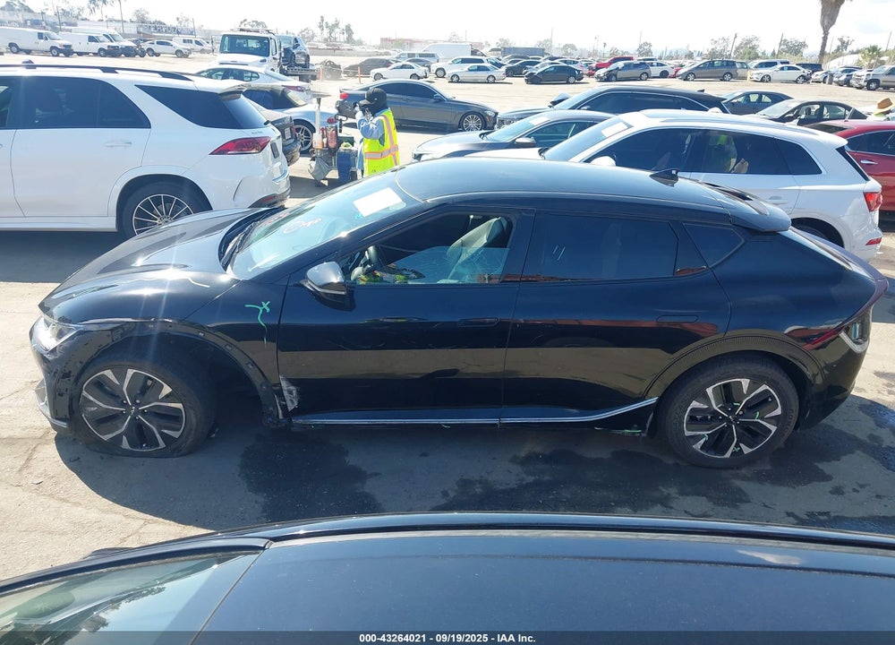 2022 KIA EV6 VIN: KNDC34LA1N5058290