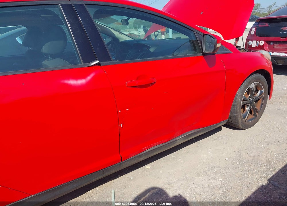 2014 FORD FOCUS VIN: 1FADP3K2XEL322279