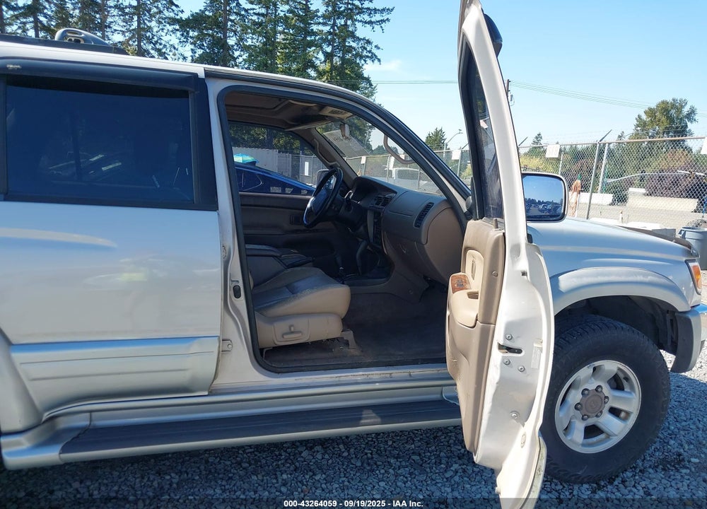 1997 TOYOTA 4RUNNER SR5 V6 LIMITED VIN: JT3HN87R8V0095667