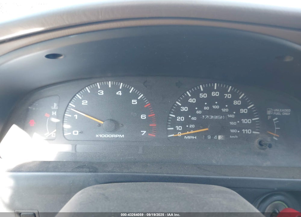 1997 TOYOTA 4RUNNER SR5 V6 LIMITED VIN: JT3HN87R8V0095667