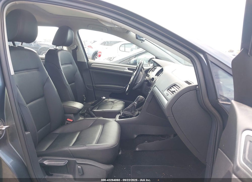 2017 VOLKSWAGEN GOLF TSI S 4-DOOR/TSI SE 4-DOOR/TSI SEL 4-DOOR/TSI WOLFSBURG EDITION 4-DOOR VIN: 3VW217AUXHM069123