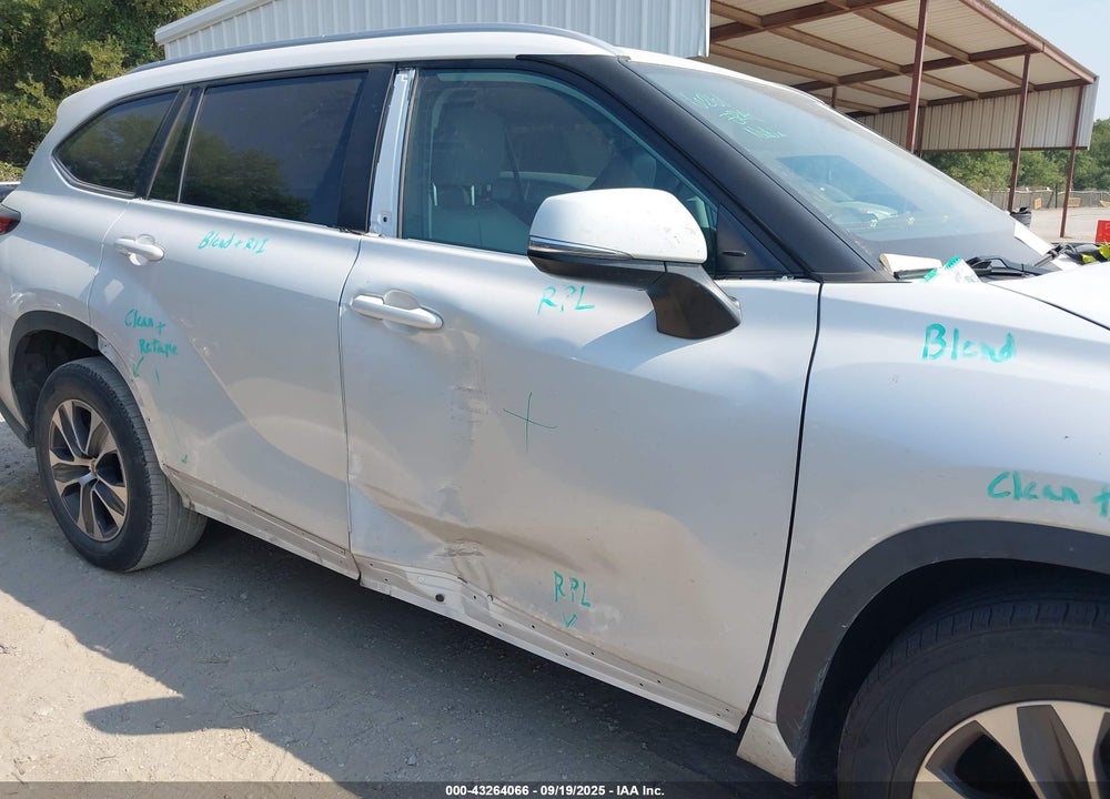 2023 TOYOTA HIGHLANDER VIN: 5TDKDRAH3PS032230