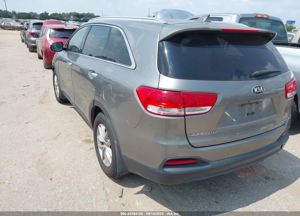 2016 KIA SORENTO VIN: 5XYPG4A51GG033699