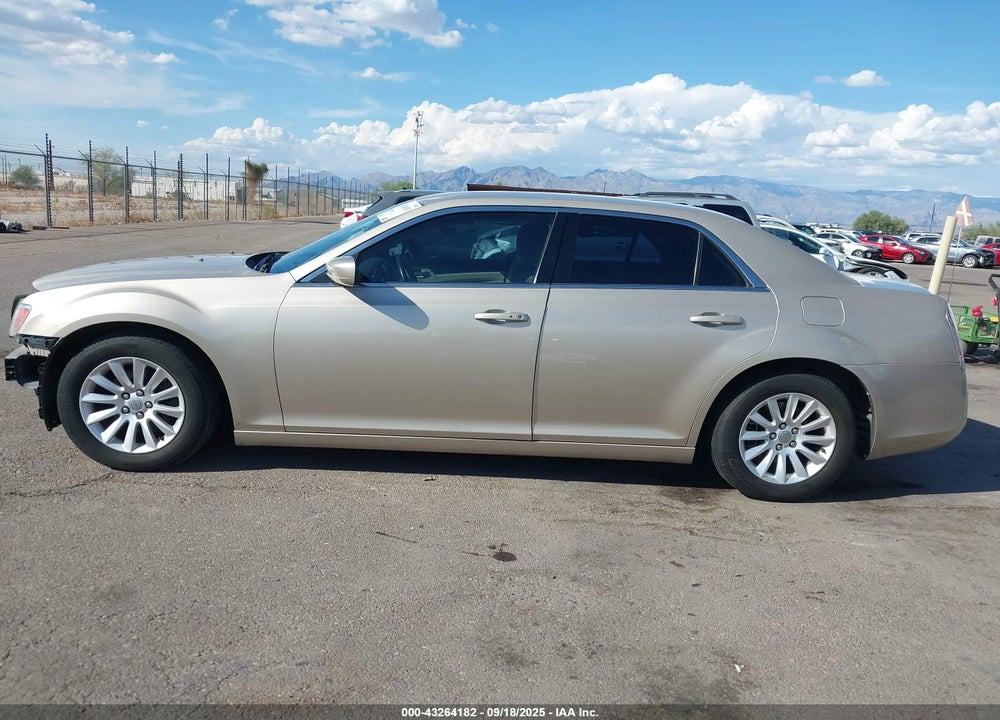 2012 CHRYSLER 300 VIN: 2C3CCAAG1CH312368