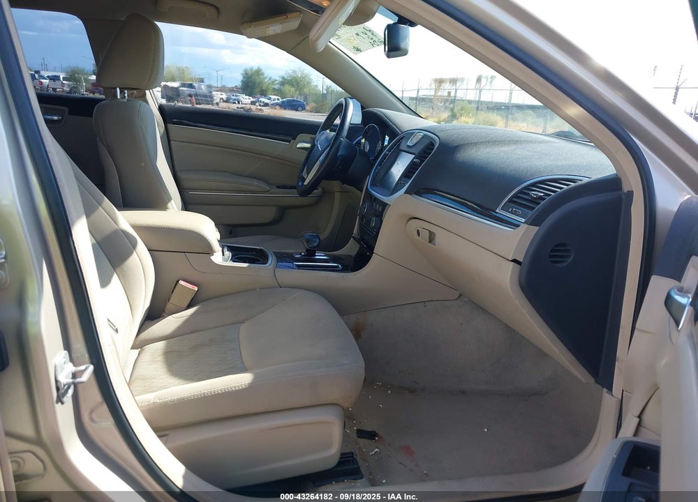 2012 CHRYSLER 300 VIN: 2C3CCAAG1CH312368