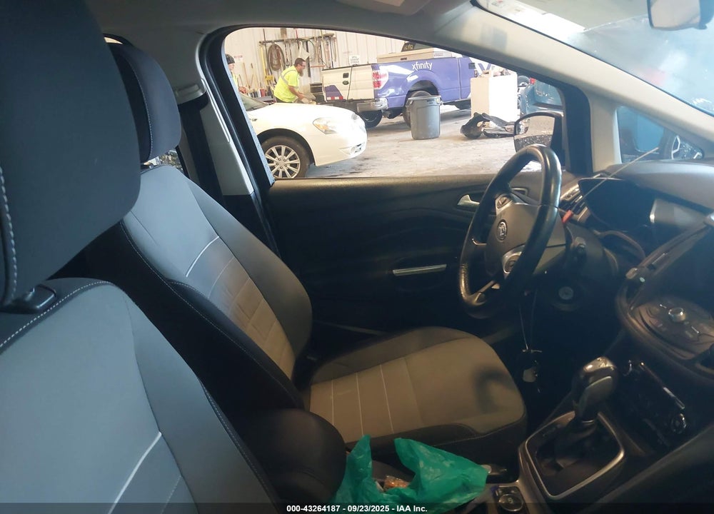 2013 FORD C-MAX VIN: 1FADP5AU2DL507178