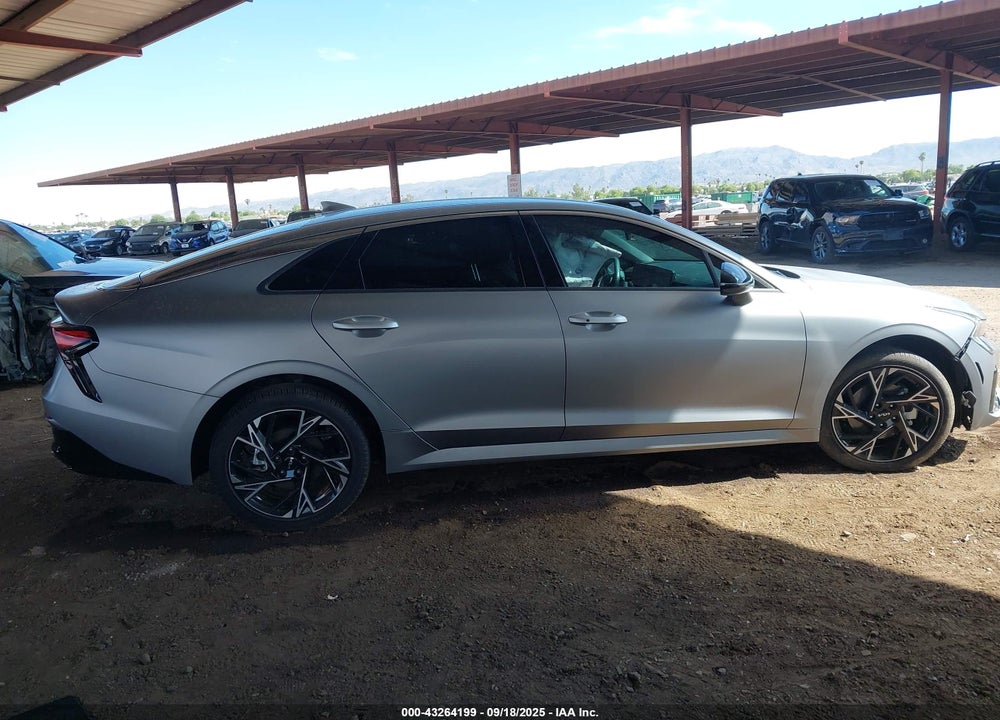 2025 KIA K5 VIN: KNAG64J7XS5300700