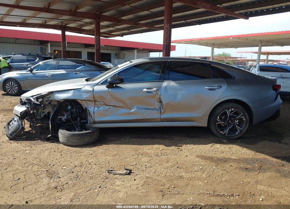 2025 KIA K5 VIN: KNAG64J7XS5300700