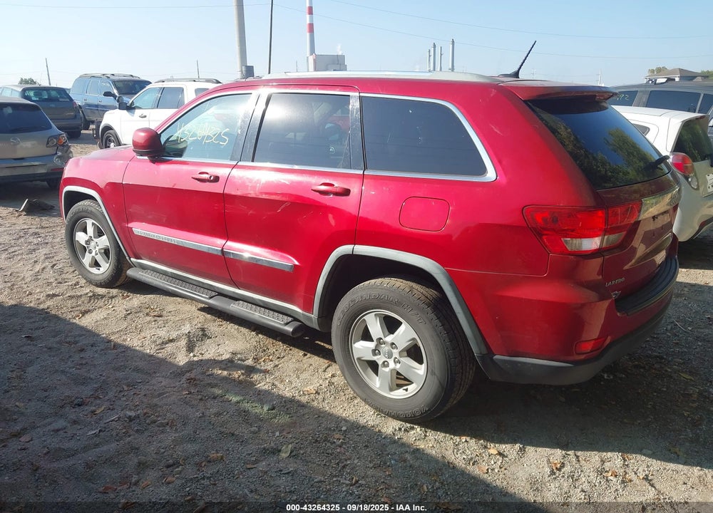 2011 JEEP GRAND CHEROKEE VIN: 1J4RS4GG3BC569190