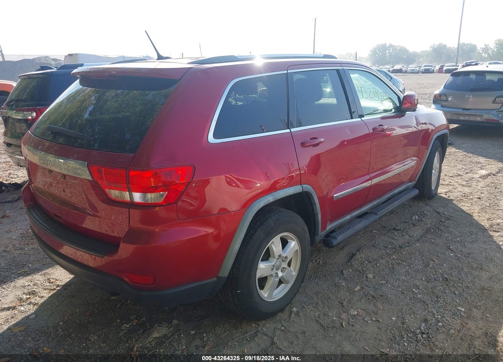 2011 JEEP GRAND CHEROKEE VIN: 1J4RS4GG3BC569190
