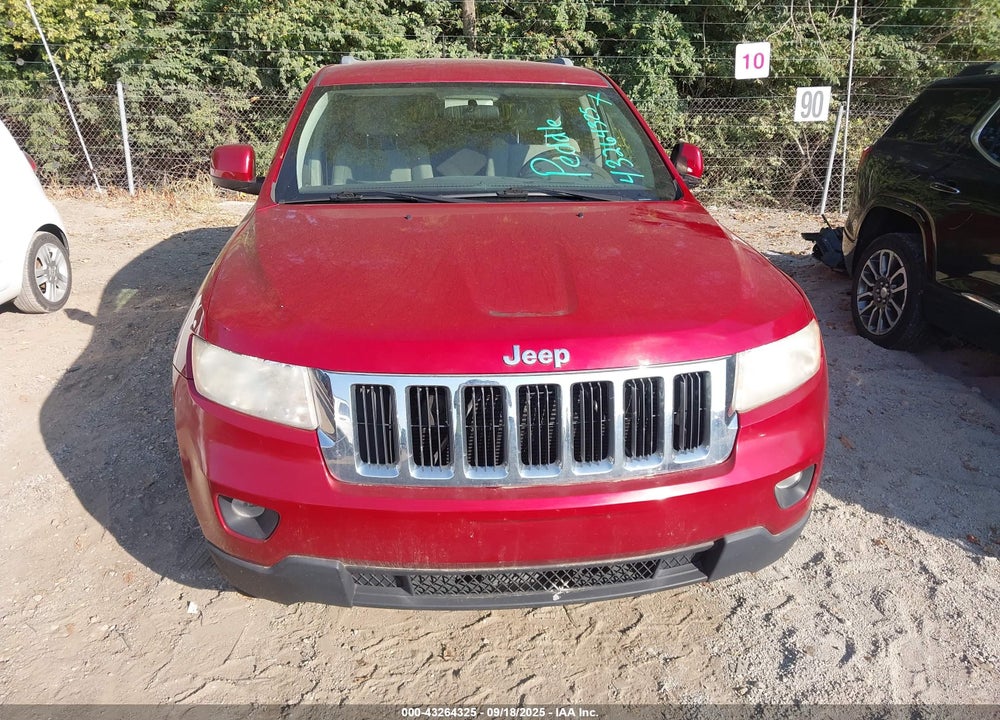 2011 JEEP GRAND CHEROKEE VIN: 1J4RS4GG3BC569190