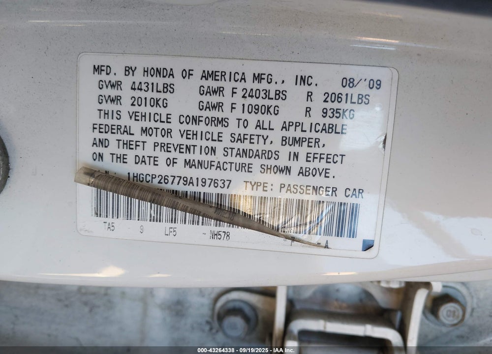 2009 HONDA ACCORD 2.4 EX VIN: 1HGCP26779A197637