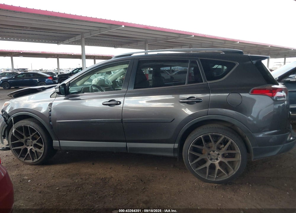2017 TOYOTA RAV4 VIN: JTMZFREV0HJ107408