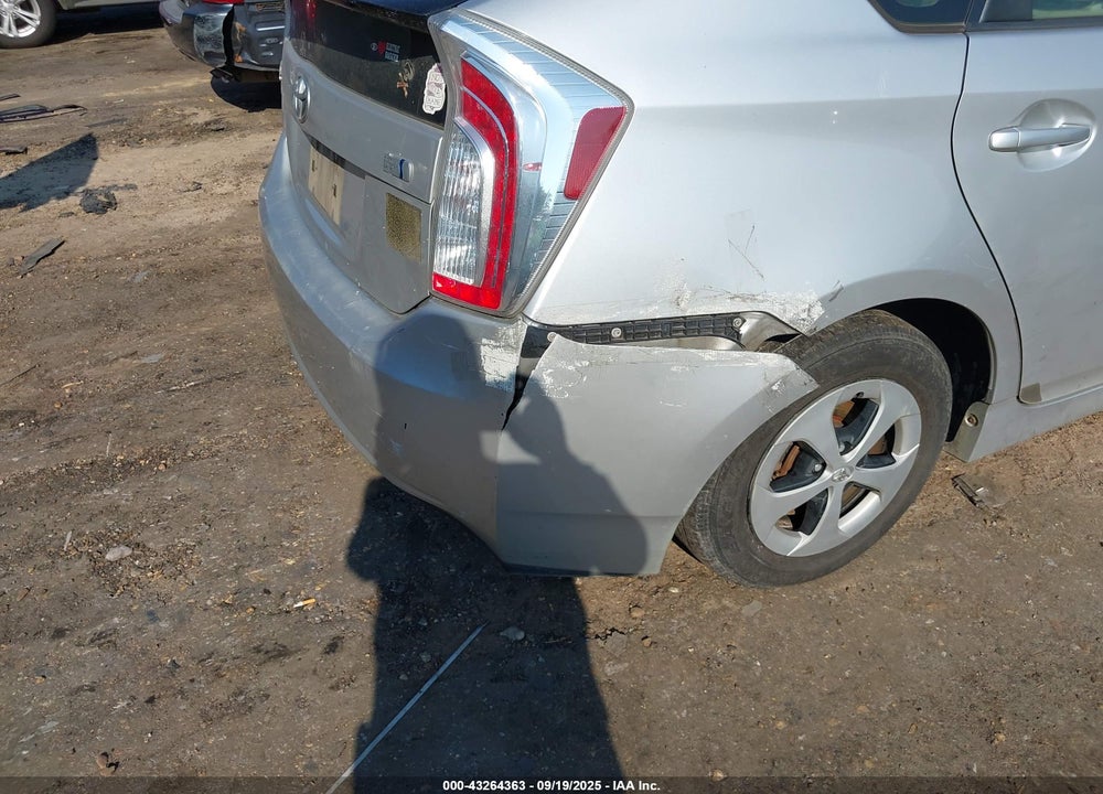 2013 TOYOTA PRIUS VIN: JTDKN3DU2D5694773
