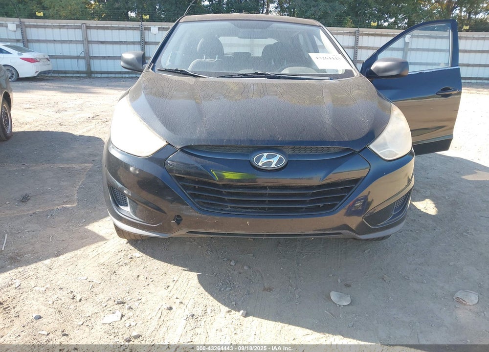 2010 HYUNDAI TUCSON GLS VIN: KM8JT3AC5AU041042