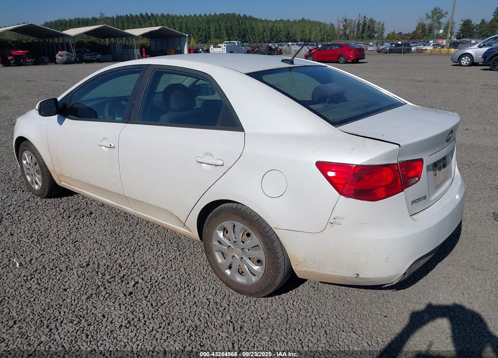 2012 KIA FORTE VIN: KNAFU4A2XC5633650