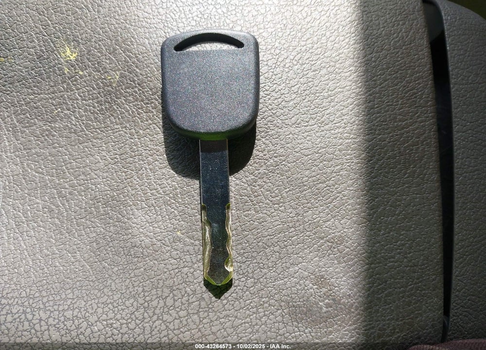 2003 HONDA ACCORD 2.4 LX VIN: 1HGCM56353A067404