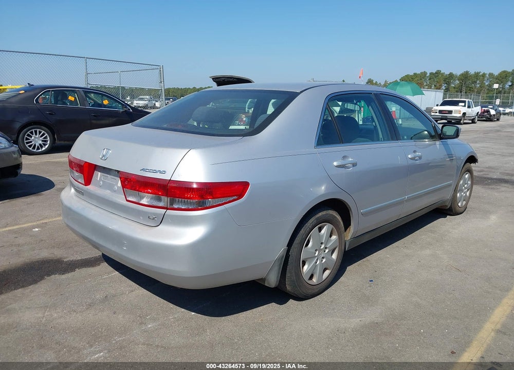 2003 HONDA ACCORD 2.4 LX VIN: 1HGCM56353A067404