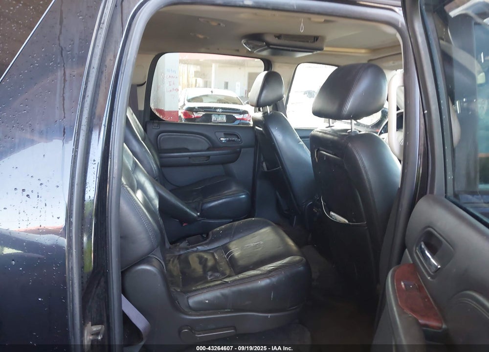 2009 CADILLAC ESCALADE ESV STANDARD VIN: 1GYFC16289R244241
