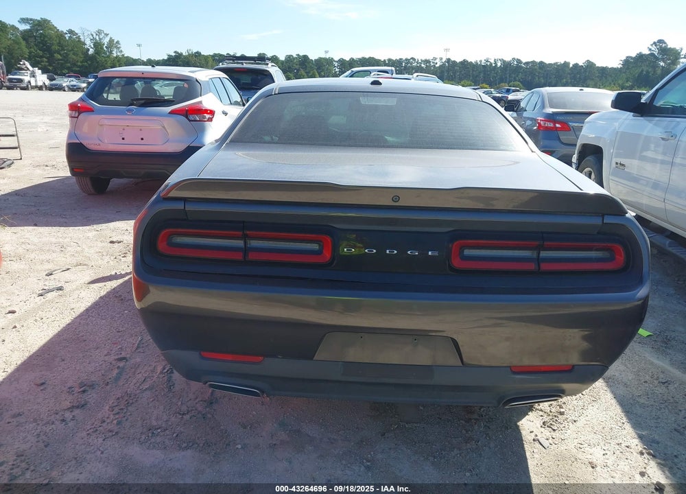 2018 DODGE CHALLENGER VIN: 2C3CDZAG8JH321593