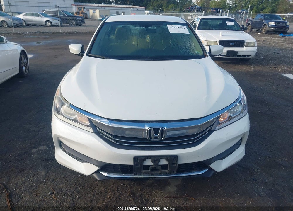 2016 HONDA ACCORD VIN: 1HGCR2F38GA225000