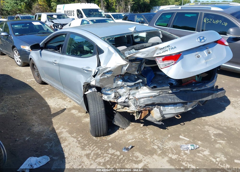 2013 HYUNDAI ELANTRA VIN: 5NPDH4AE7DH203486