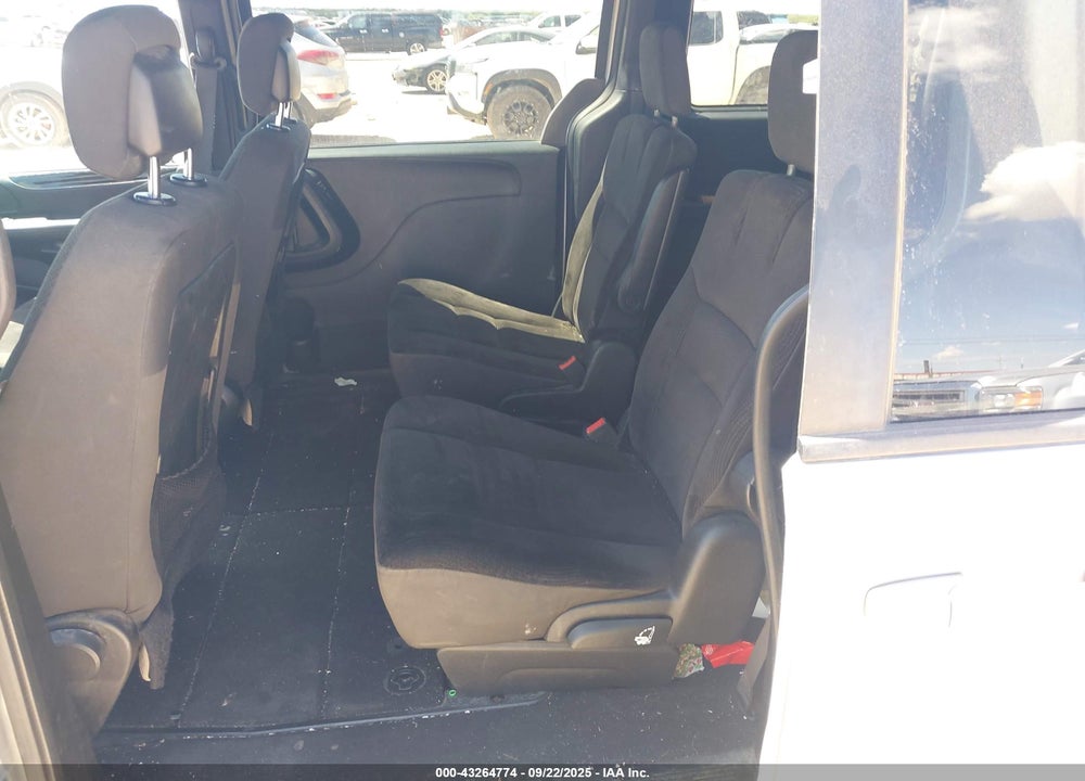 2018 DODGE GRAND CARAVAN VIN: 2C4RDGBG9JR199149