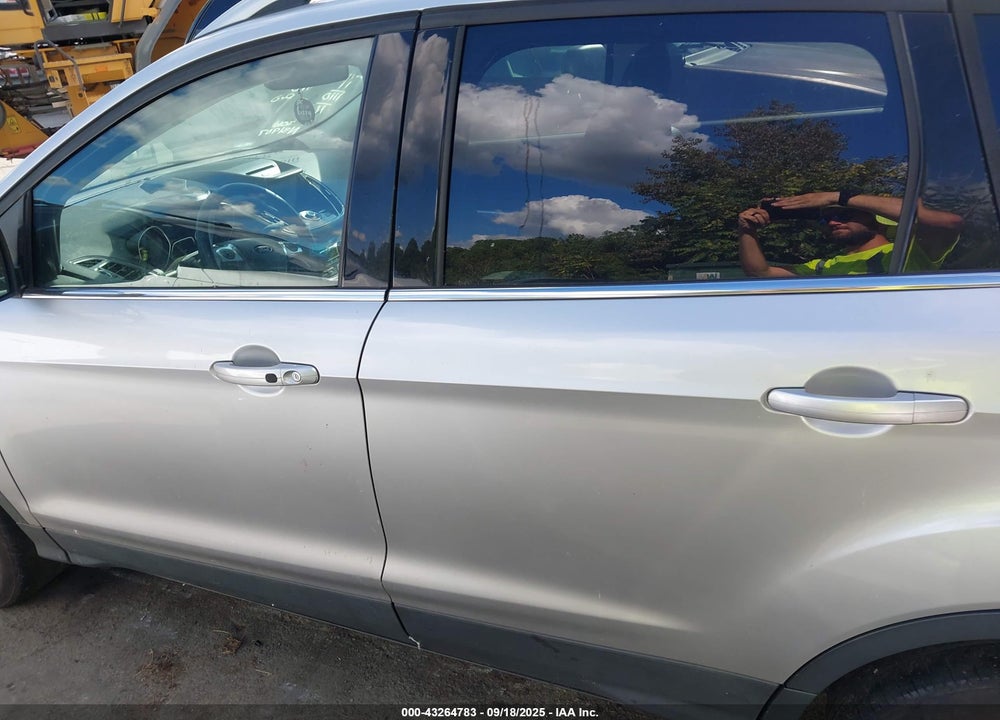 2016 FORD ESCAPE TITANIUM VIN: 1FMCU9JX2GUB44469