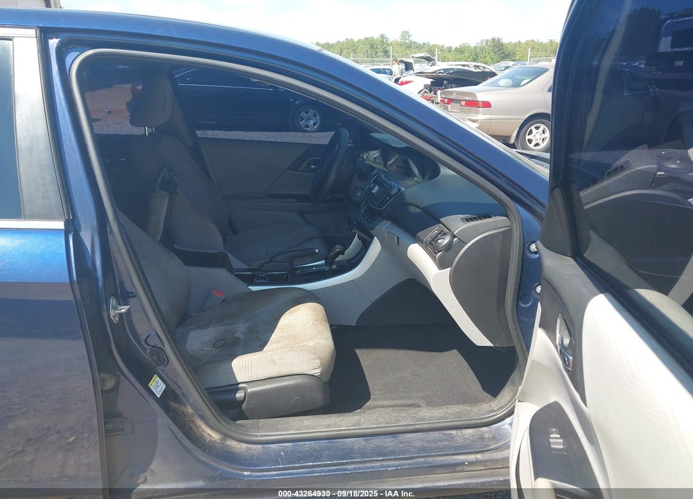 2015 HONDA ACCORD LX VIN: 1HGCR2F32FA093379