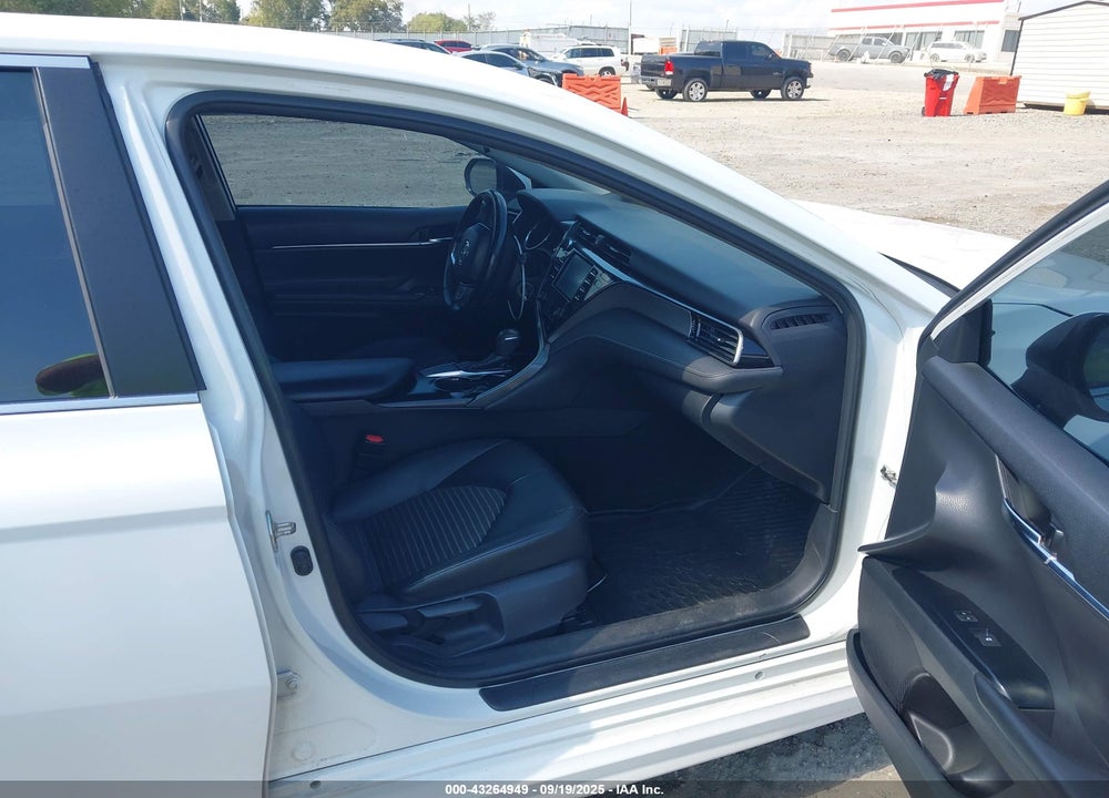 2019 TOYOTA CAMRY SE VIN: 4T1B11HK9KU780802