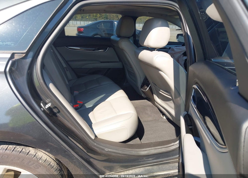 2016 CADILLAC XTS VIN: 2G61M5S38G9112321