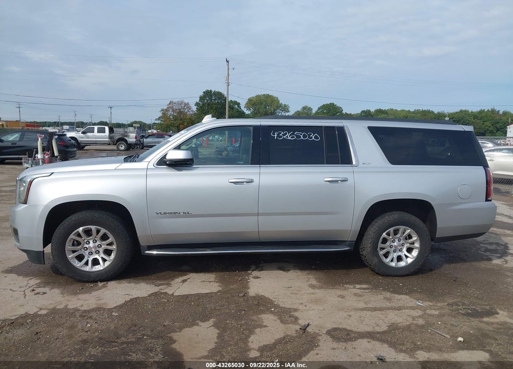 2019 GMC YUKON XL SLT VIN: 1GKS2GKC2KR356407