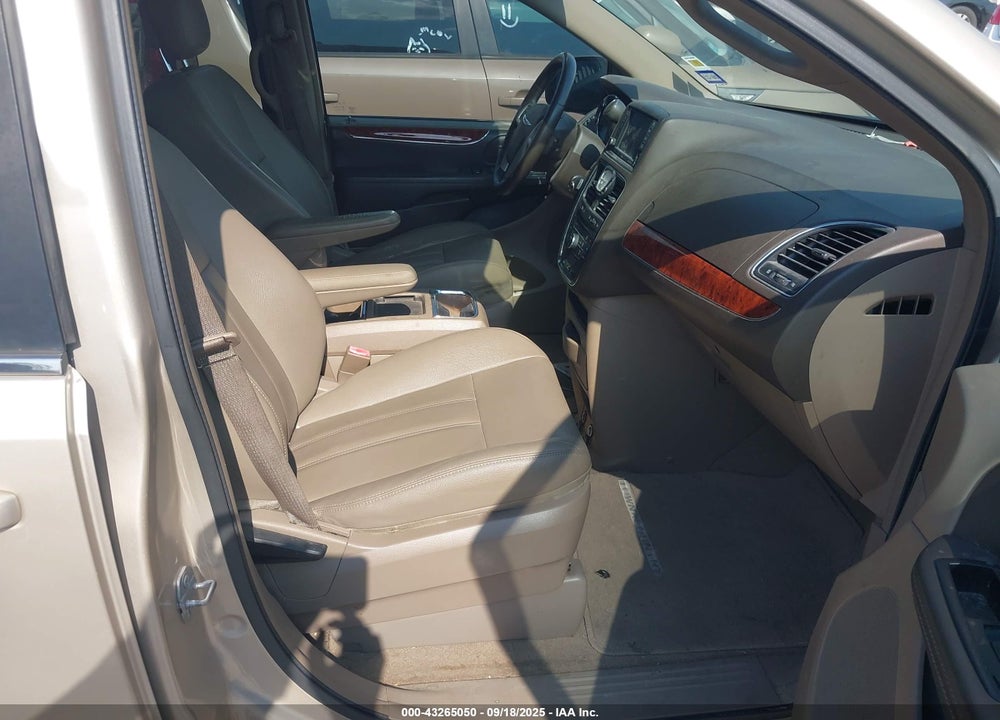 2015 CHRYSLER TOWN & COUNTRY TOURING VIN: 2C4RC1BG3FR676603