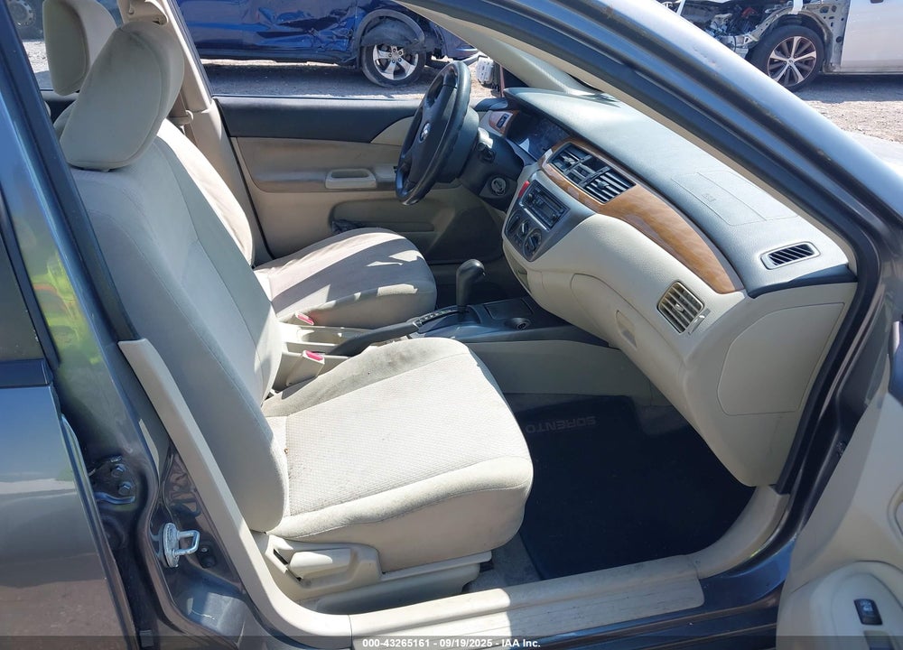 2007 MITSUBISHI LANCER VIN: JA3AJ26E17U015821