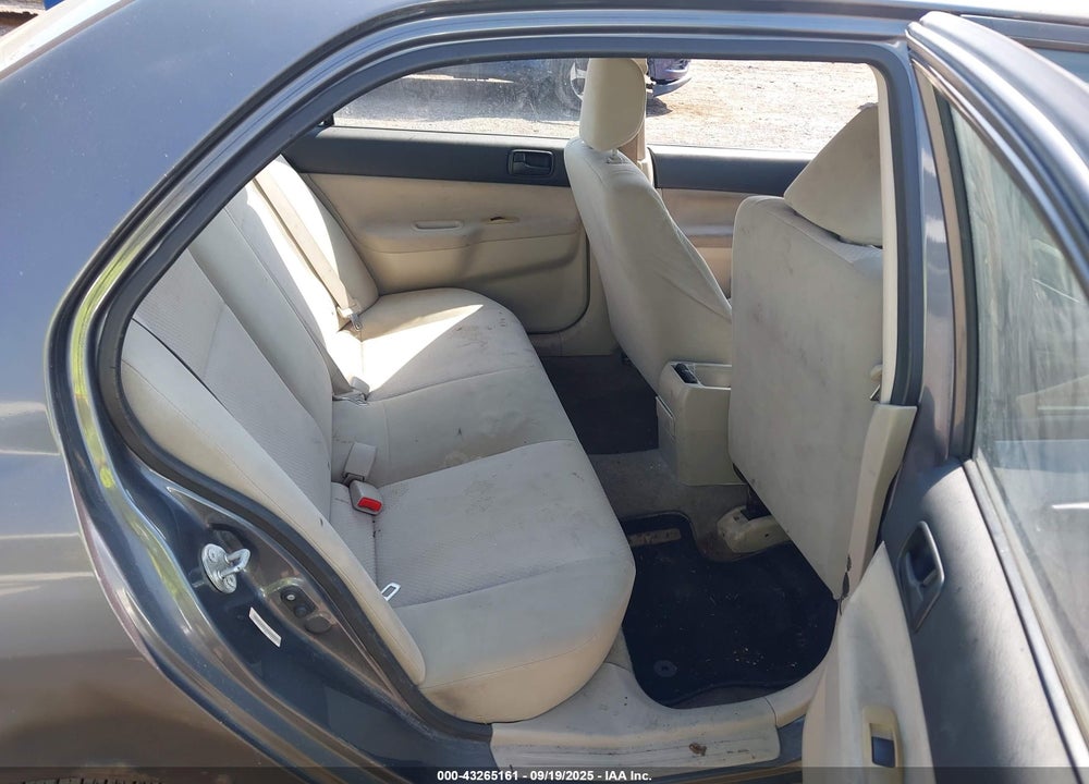 2007 MITSUBISHI LANCER VIN: JA3AJ26E17U015821