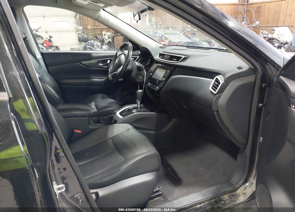 2014 NISSAN ROGUE VIN: 5N1AT2MV0EC765451