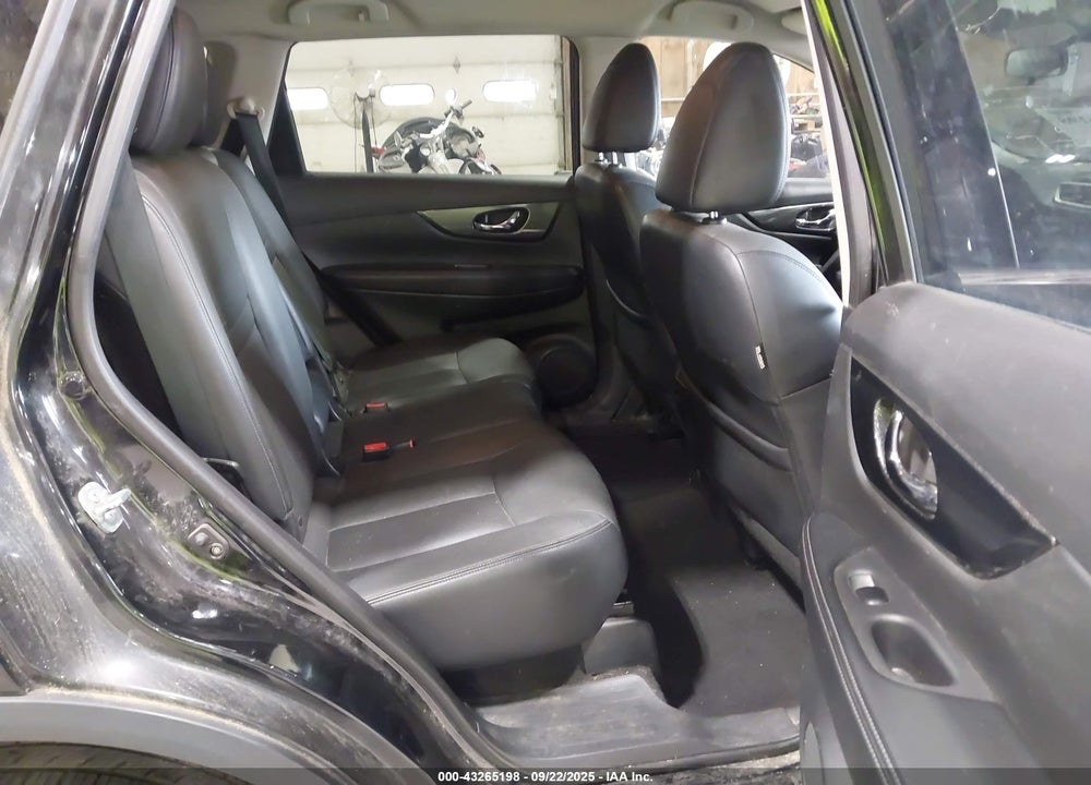 2014 NISSAN ROGUE VIN: 5N1AT2MV0EC765451