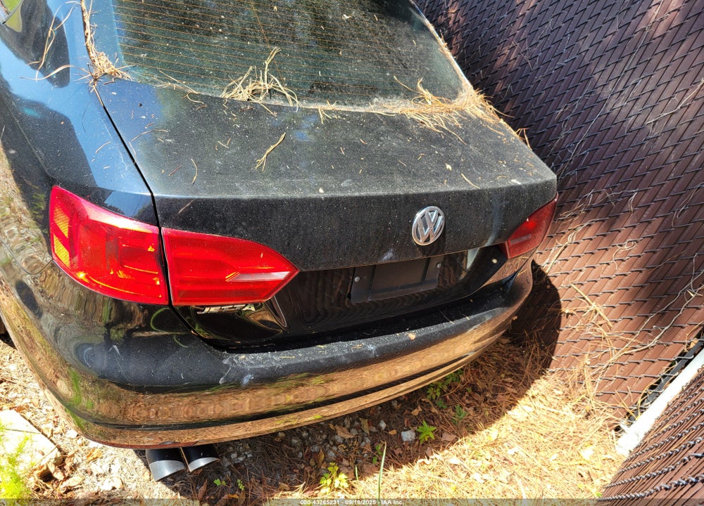 2012 VOLKSWAGEN JETTA VIN: 3VW1K7AJ9CM365905