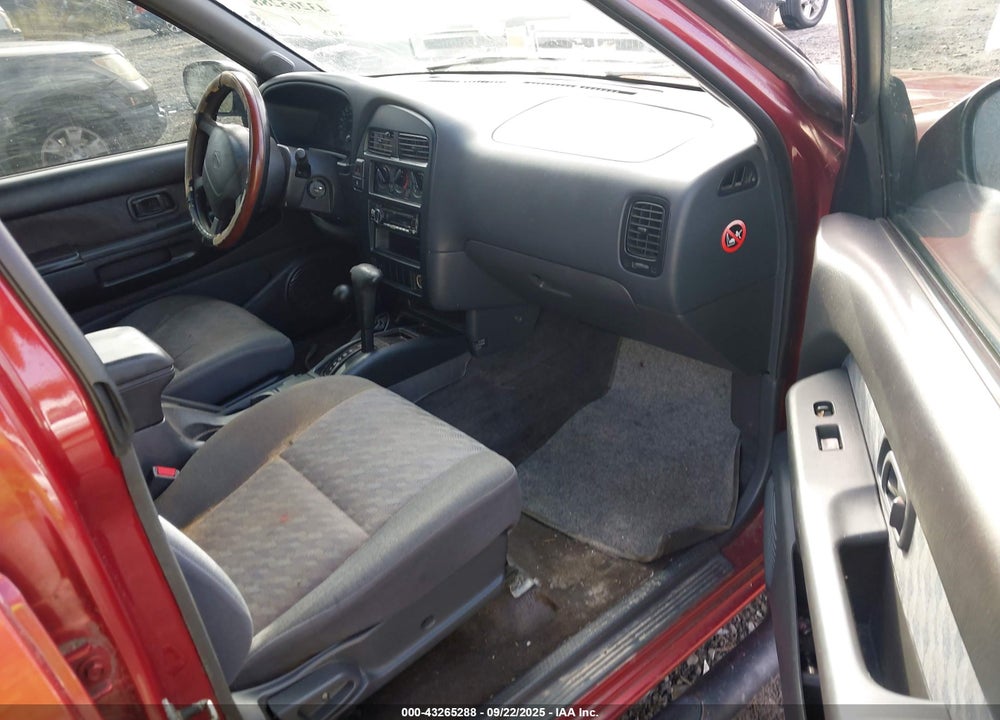 1997 NISSAN PATHFINDER LE/SE/XE VIN: JN8AR05Y7VW137213