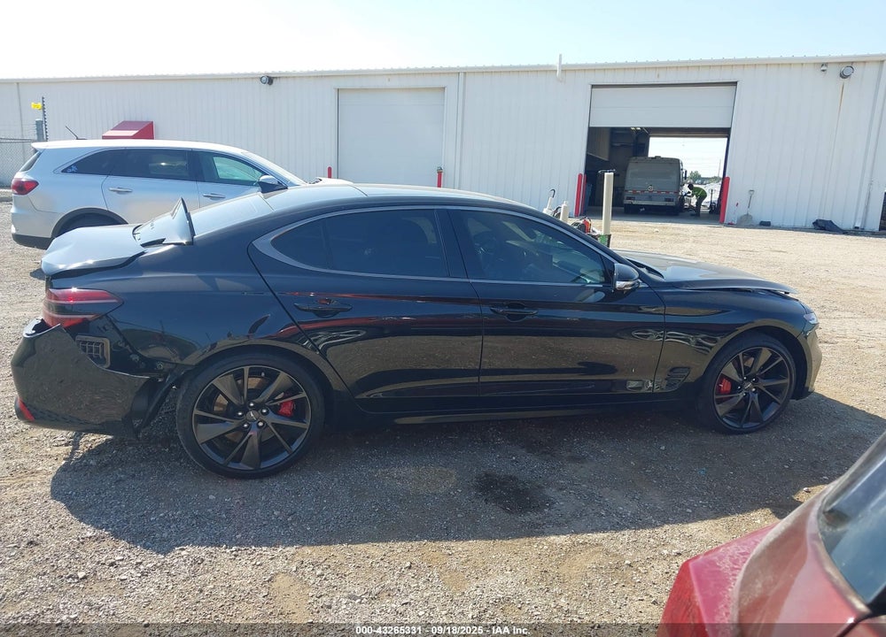 2022 GENESIS G70 VIN: KMTG54TE6NU096023