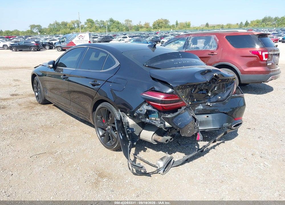2022 GENESIS G70 VIN: KMTG54TE6NU096023