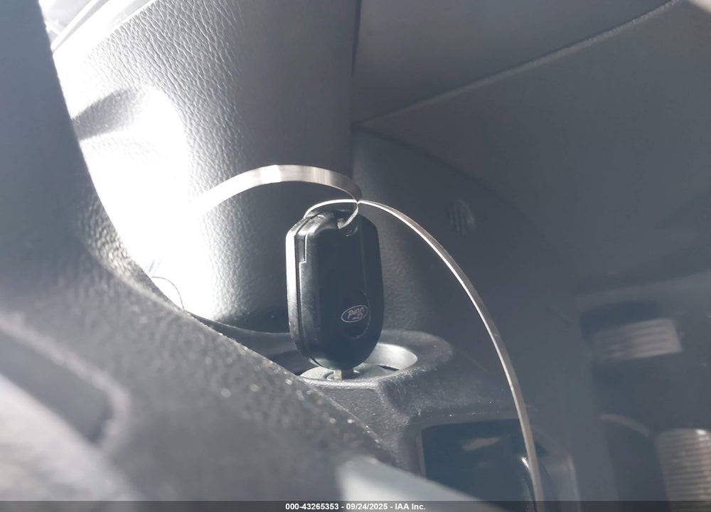 2015 FORD FOCUS VIN: 1FADP3F22FL382956
