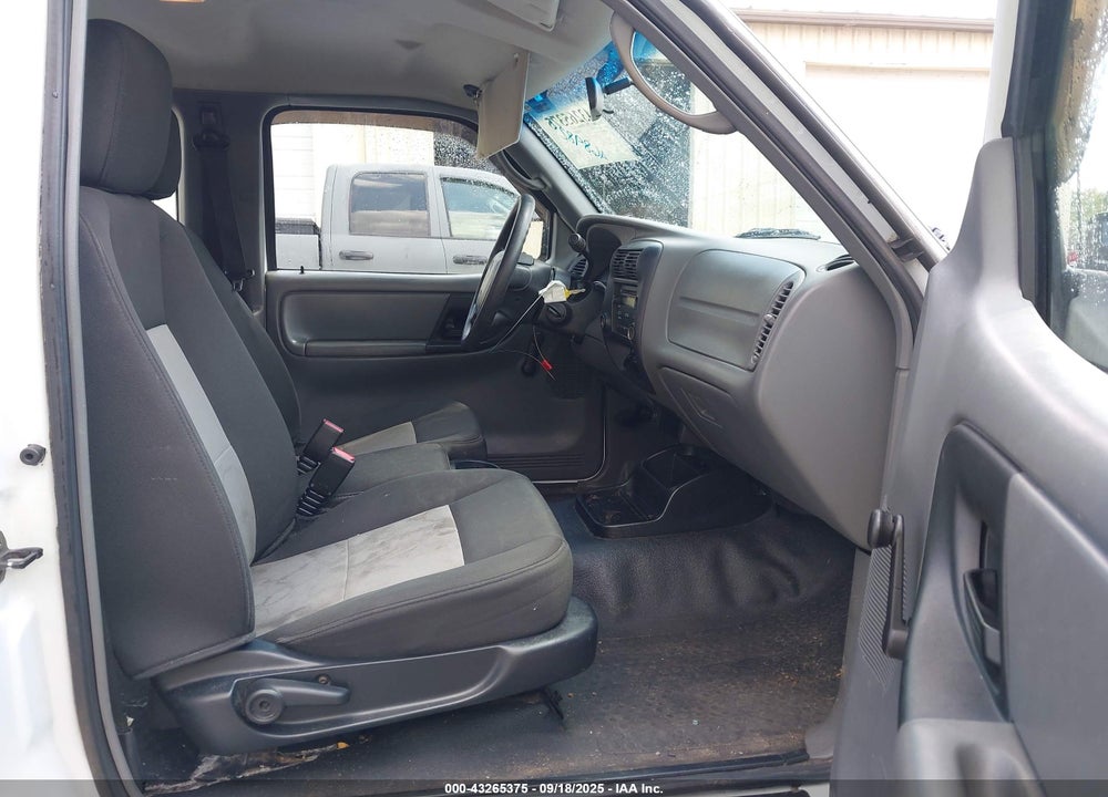 2011 FORD RANGER XL VIN: 1FTKR1ED3BPA68982
