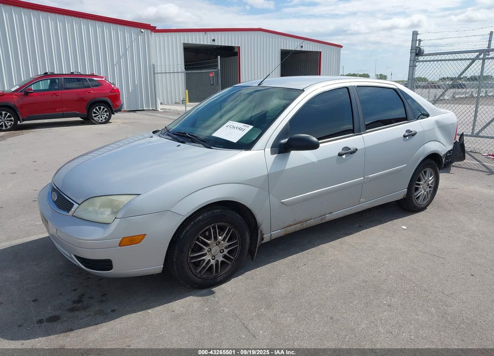 2005 FORD FOCUS ZX4 VIN: 1FAFP34N65W220007