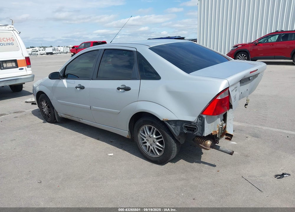 2005 FORD FOCUS ZX4 VIN: 1FAFP34N65W220007