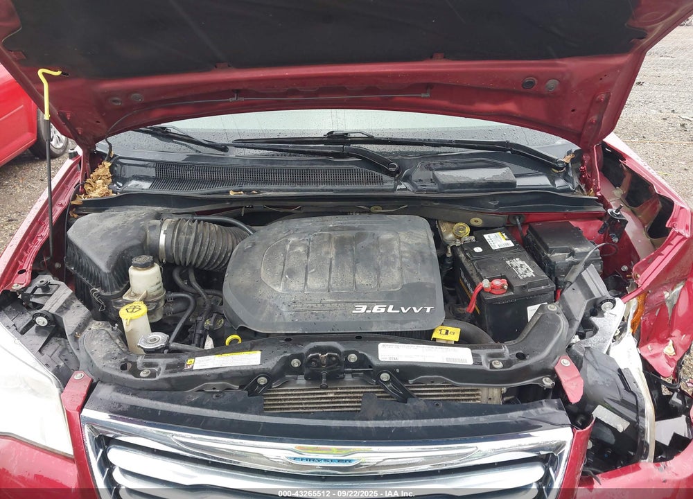 2011 CHRYSLER TOWN & COUNTRY TOURING-L VIN: 2A4RR8DG4BR749714