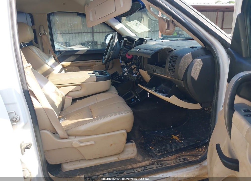 2010 CHEVROLET SILVERADO 1500 LT VIN: 3GCRKSE34AG216284