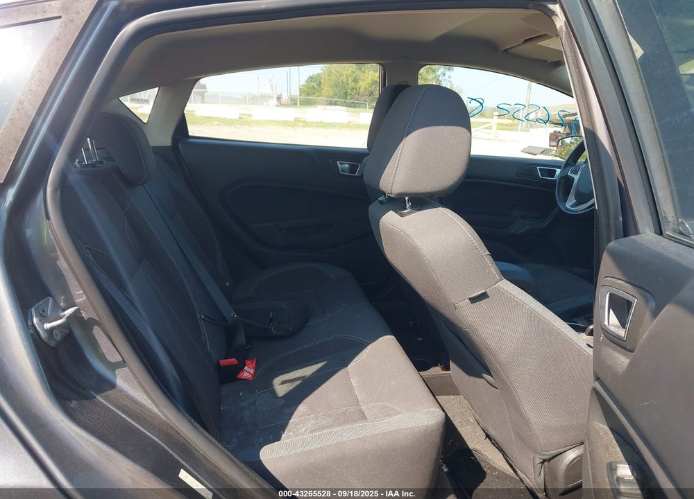 2014 FORD FIESTA VIN: 3FADP4EJ7EM204407