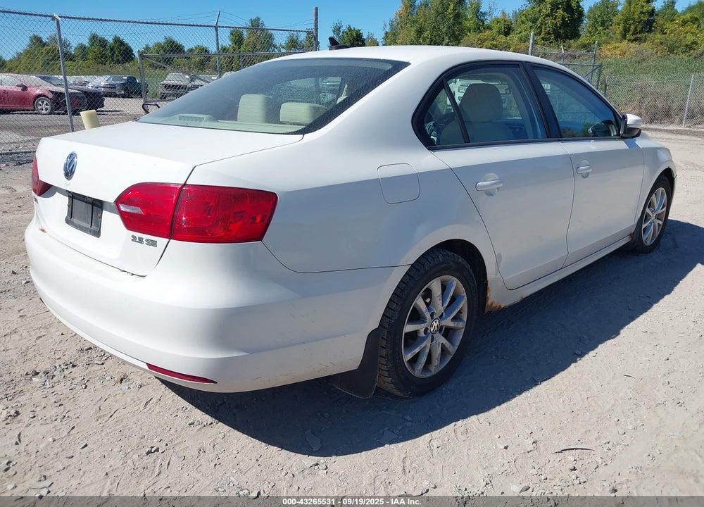 2012 VOLKSWAGEN JETTA 2.5L SE VIN: 3VWBP7AJ7CM112975
